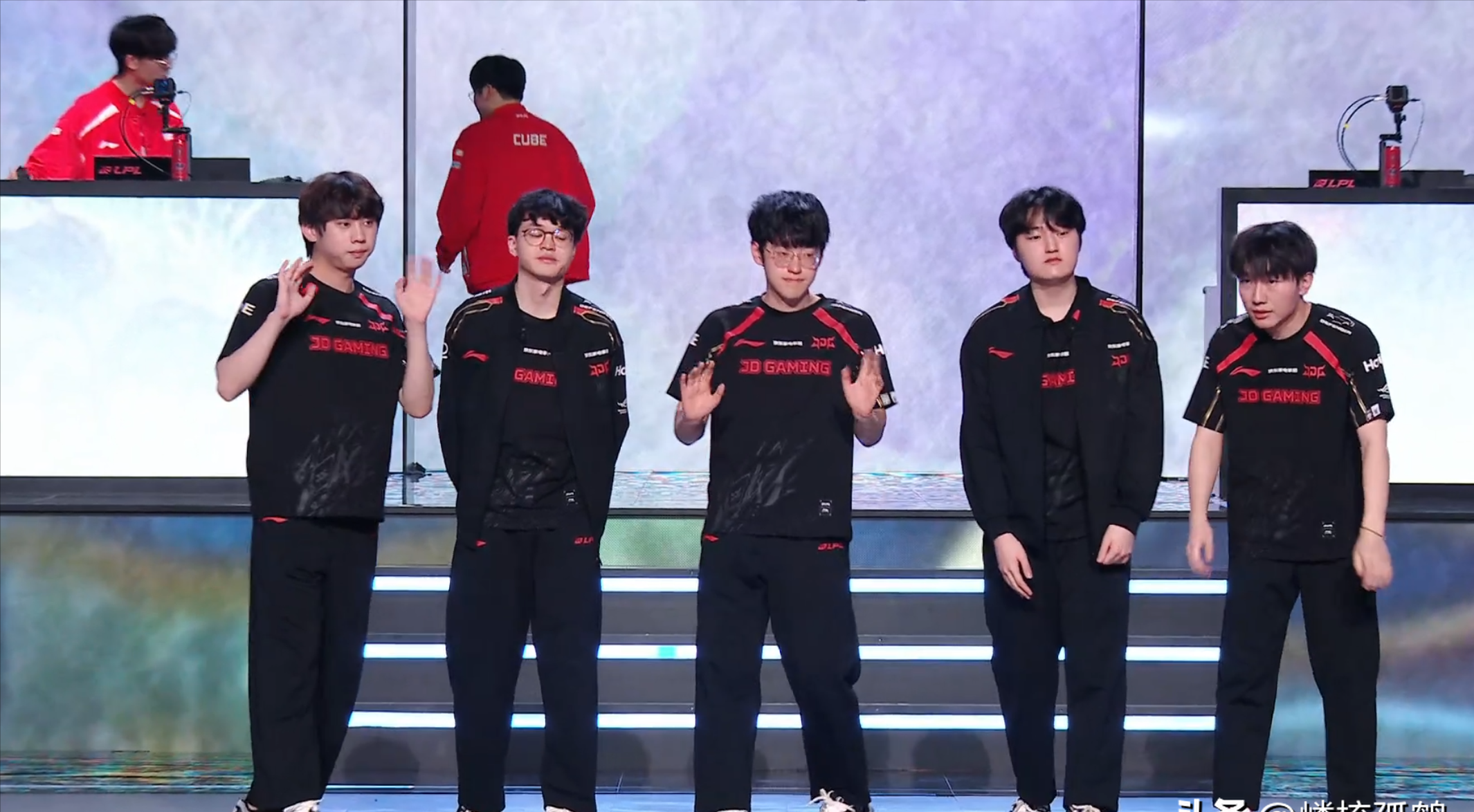 关于JDG翻盘SHR，Jankos单局斩获MVP鏖战多局小组赛，成为赛场最大亮点的信息