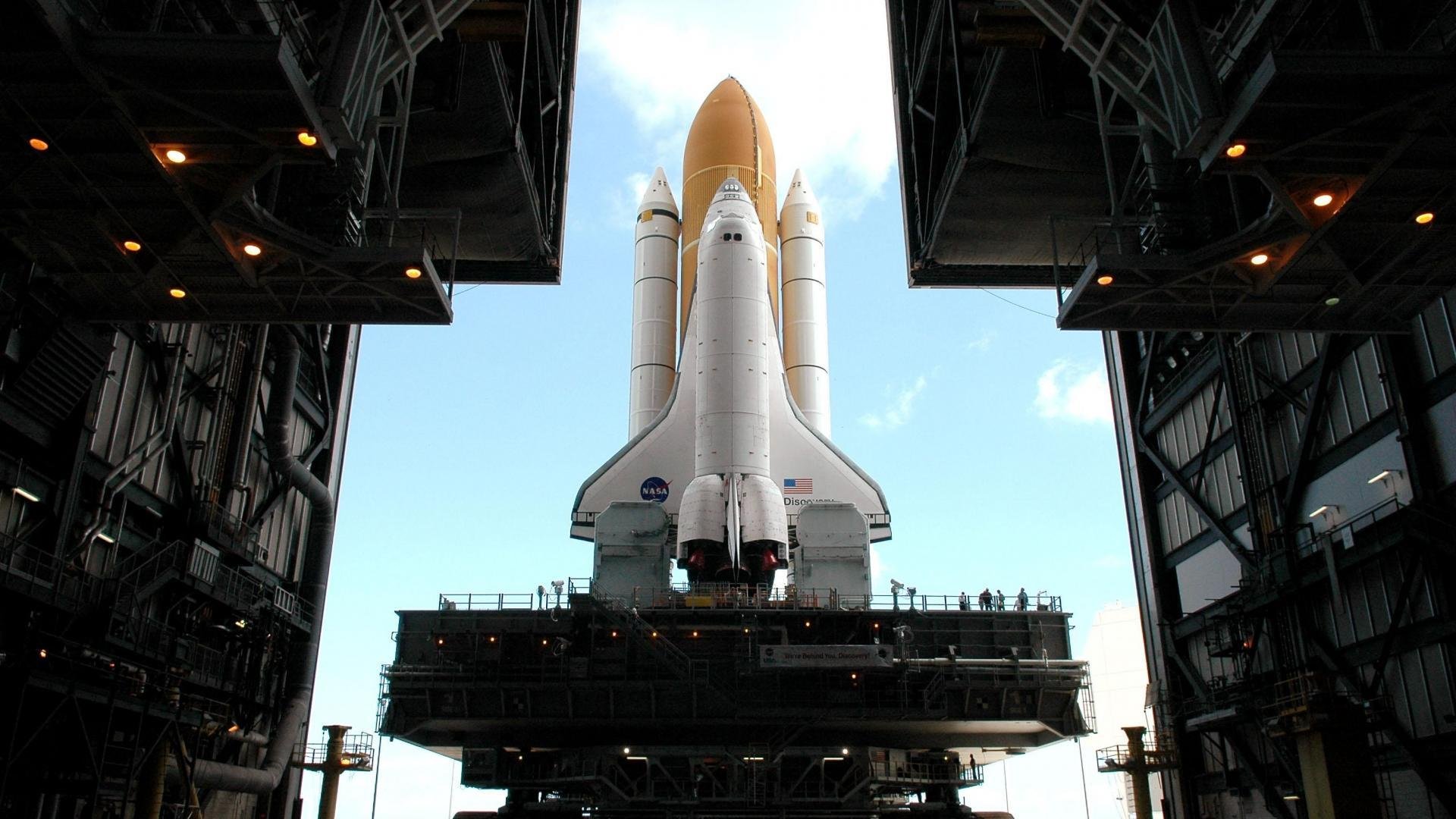 从圣西罗到威斯特法伦，关键时刻，谁在足球的悬崖边起舞？