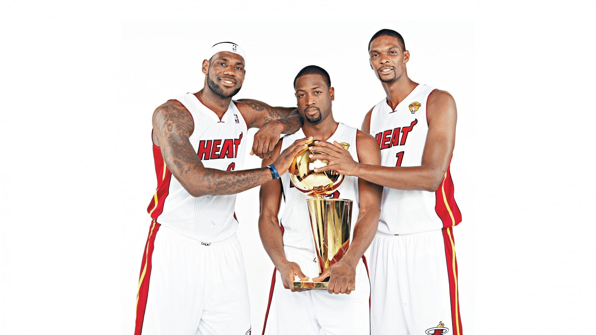 钢铁洪流席卷基辅，神射手闪耀总决赛，多特蒙德的坚韧与戈麦斯的传奇之夜